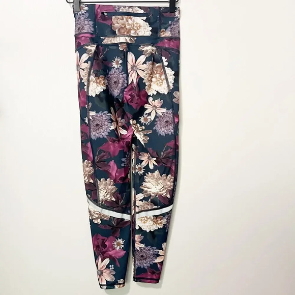 SWEATY BETTY Floral Leggings size‎ XS - Picture 3 of 7